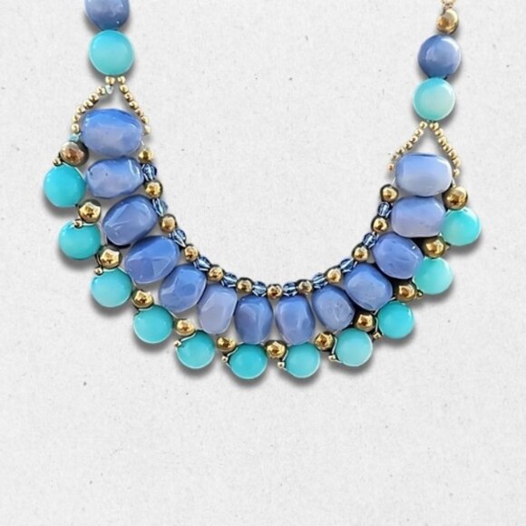 Dyed Layered Stones Necklace Gold Tone Chain Signed "T" Hallmark Purple/Green OS - Picture 2 of 4